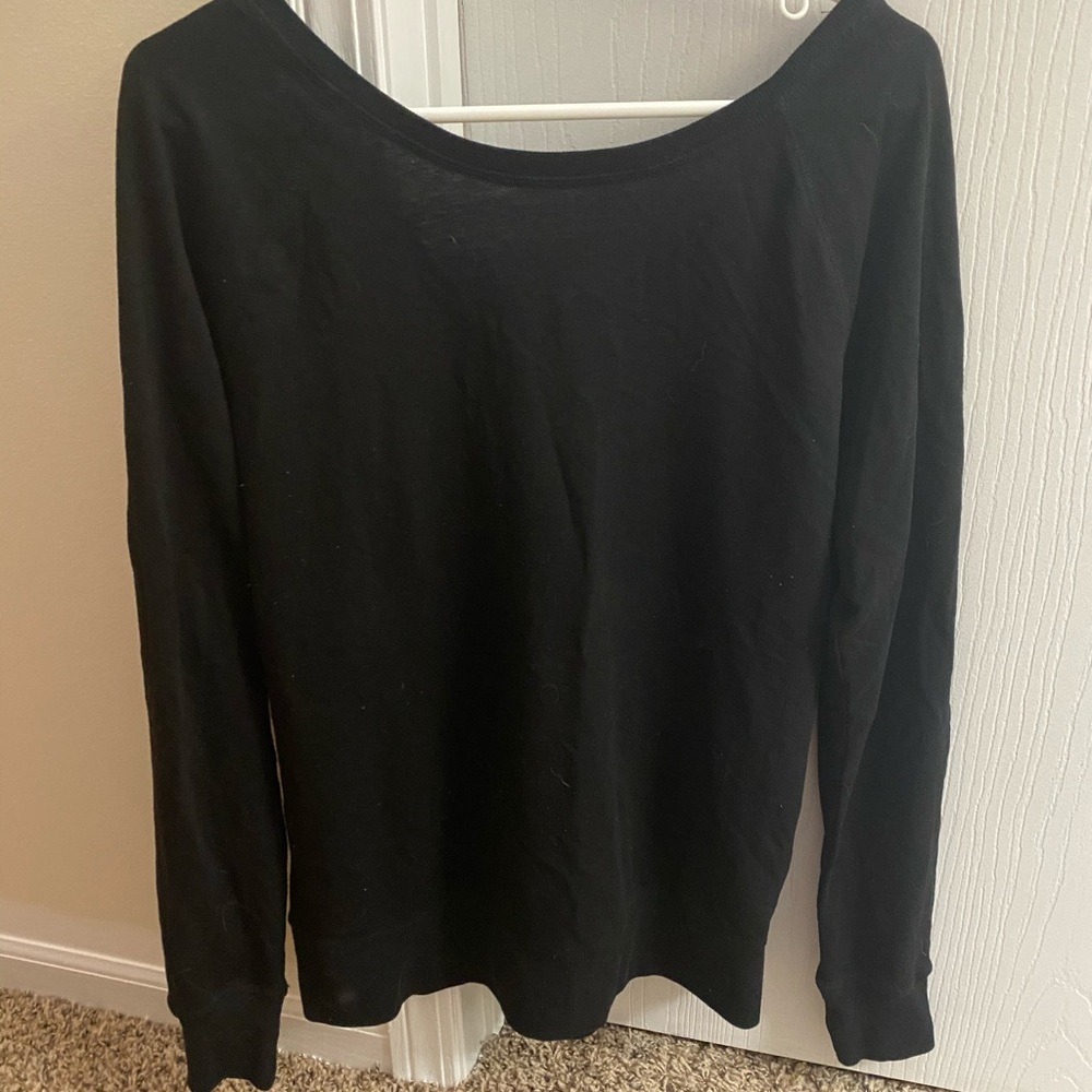 Black sweatshirt
